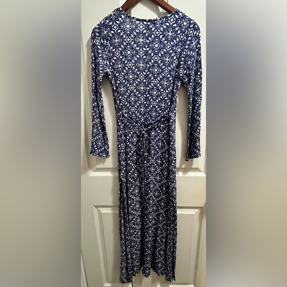 Lulus Mandala Daydream Blue/White Print Long Sleeve Dual Split Maxi Dress - Picture 4 of 9